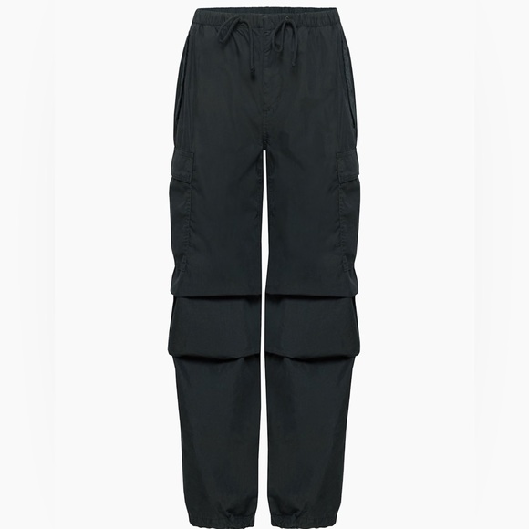 Aritzia TNA Black Parachute Cargo Pants - Picture 7 of 15